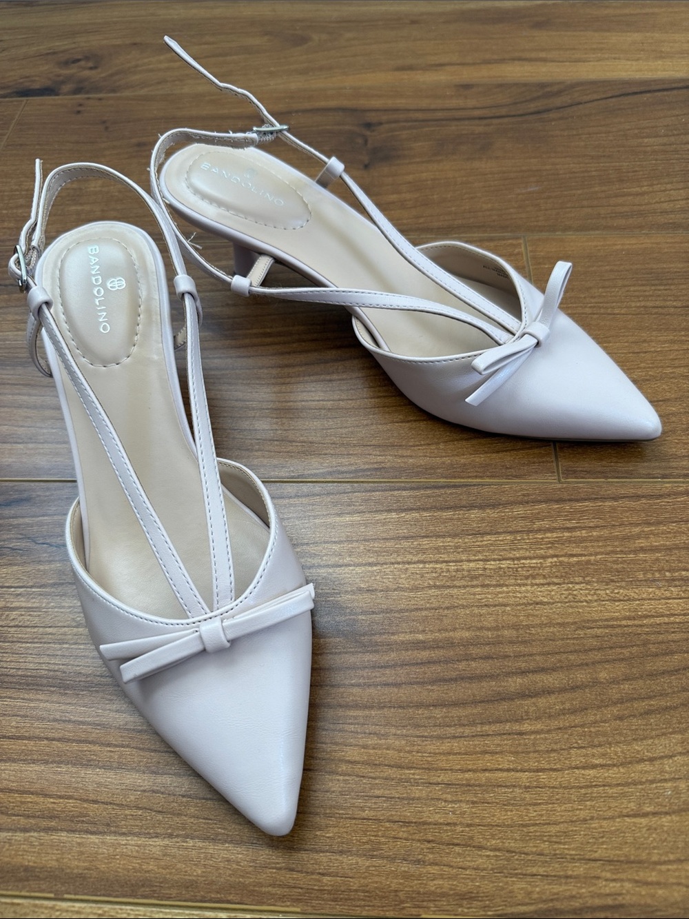 Bandolino Pale Pink Pointed-Toe Slingback Pumps with Bow